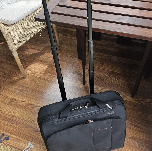 Briggs & Riley expandable briefcase, large - Picture 6 of 8